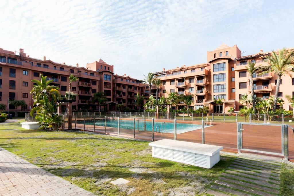 Pushe Playa Granada Beach&Golf 1 Мотриль Экстерьер фото